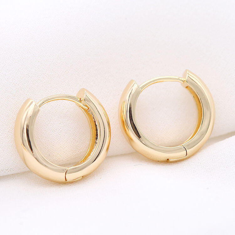 quality Factory Jewelry Wholesale Simple Design Round Shape 14K Gold Plated Thick Initial Huggie Hoop Earrings factory