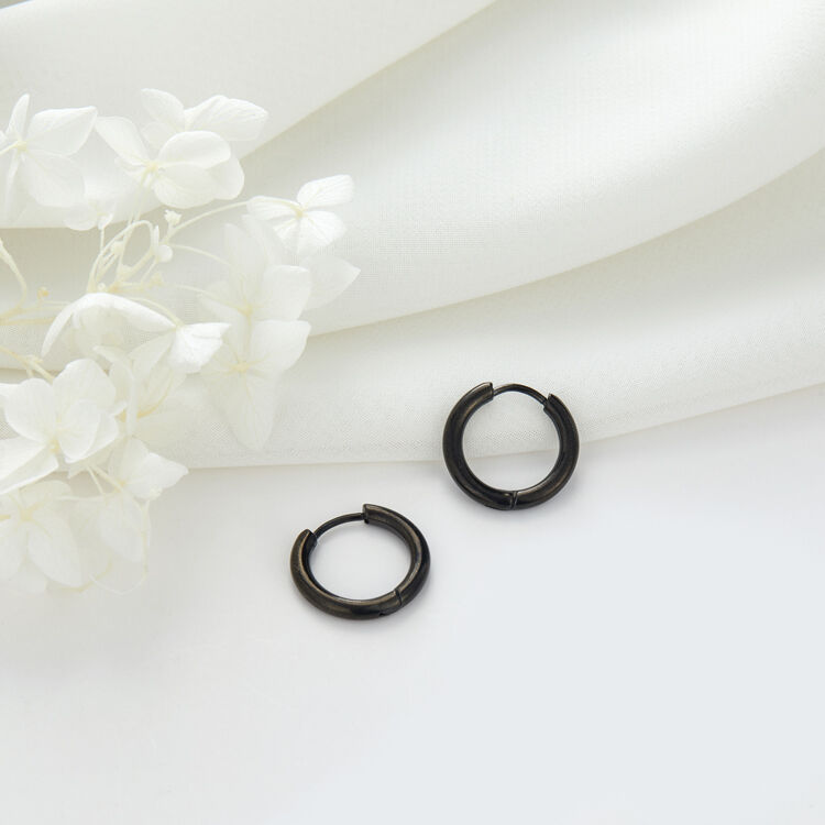 quality 16mm Gun Black Plated Huggie Wholesale Stainless Steel Huggie Hoop Earrings factory