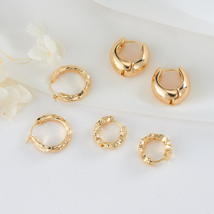 quality Fashion Brass 14K Gold Plated Irregular Wavy Surface Geometric Round Women's Jewelry Earrings factory