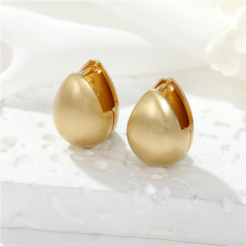 quality Korean Style Fashion Design Brushed Effect Hoop Earrings High Quality Gold Silver Plating for Women factory