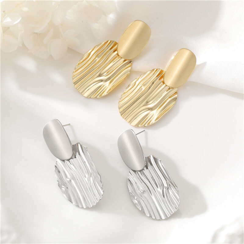 quality Fashion Gold Plated Brass Stylish Women's Earrings Wave Potato Chip Shape Silver Post Hypoallergenic Studs Earring factory