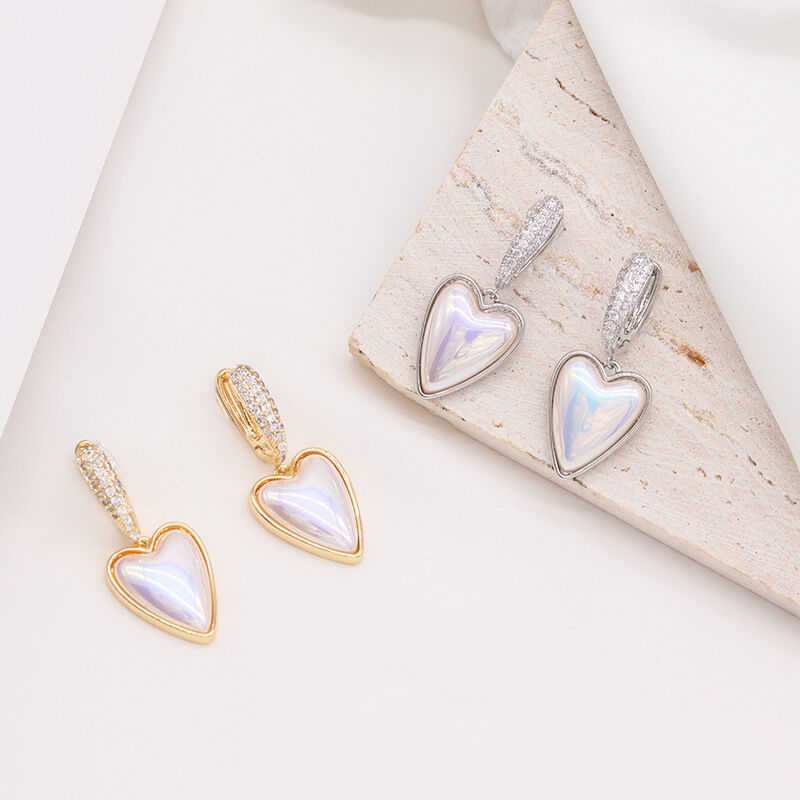 quality 14K Gold Plating Fashion New Design Pearl Heart Shaped Zircon Hoop Earring for Women's Jewelry Earrings factory
