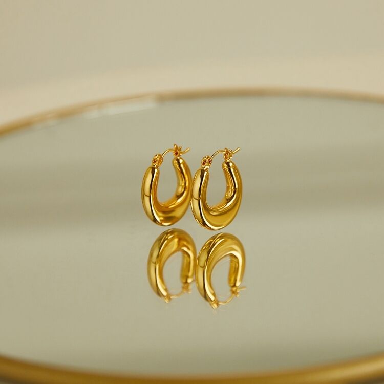 quality Fashion Design 14K Gold Plated Geometric Semi Circular Female Minimalist Smooth U Shaped Earrings Hoop Earrings factory