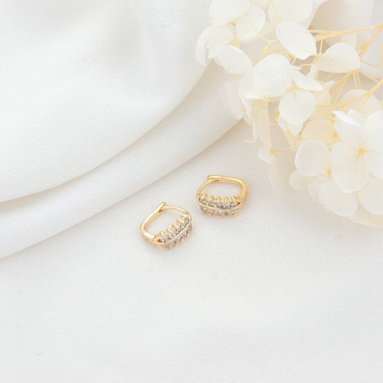 quality New Design 14K Gold Plated Inlaid Zircon Huggie Hoop Earrings factory