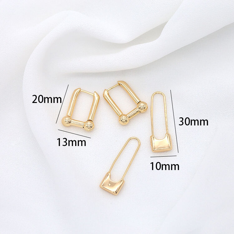 quality Factory Wholesale 14K Gold Plated Brass Hoop Huggie Earrings Fashion Women's Jewelry Earring factory