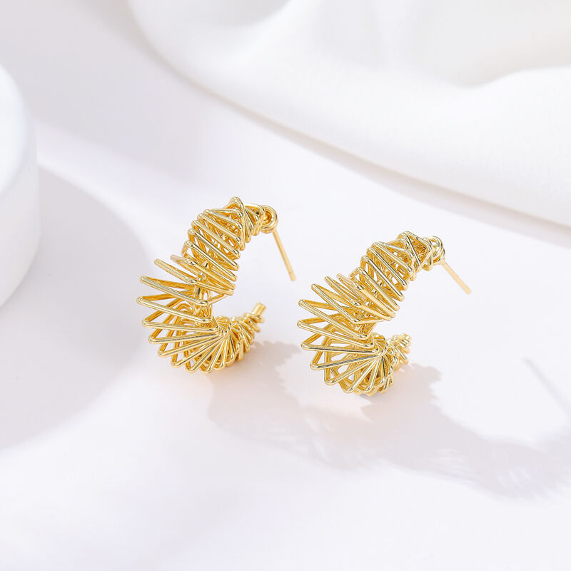 quality Hot Sale High End Womens Nickle Free Gold Coated Hoop Earrings Gold Plated Jewelry factory