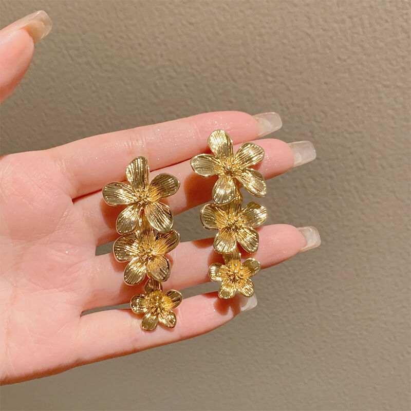 quality Fashion Party Flower Plant Stud Earring Factory Wholesale Custom Brass 14k Gold Plated  Women's Jewelry Earrings Accessories factory