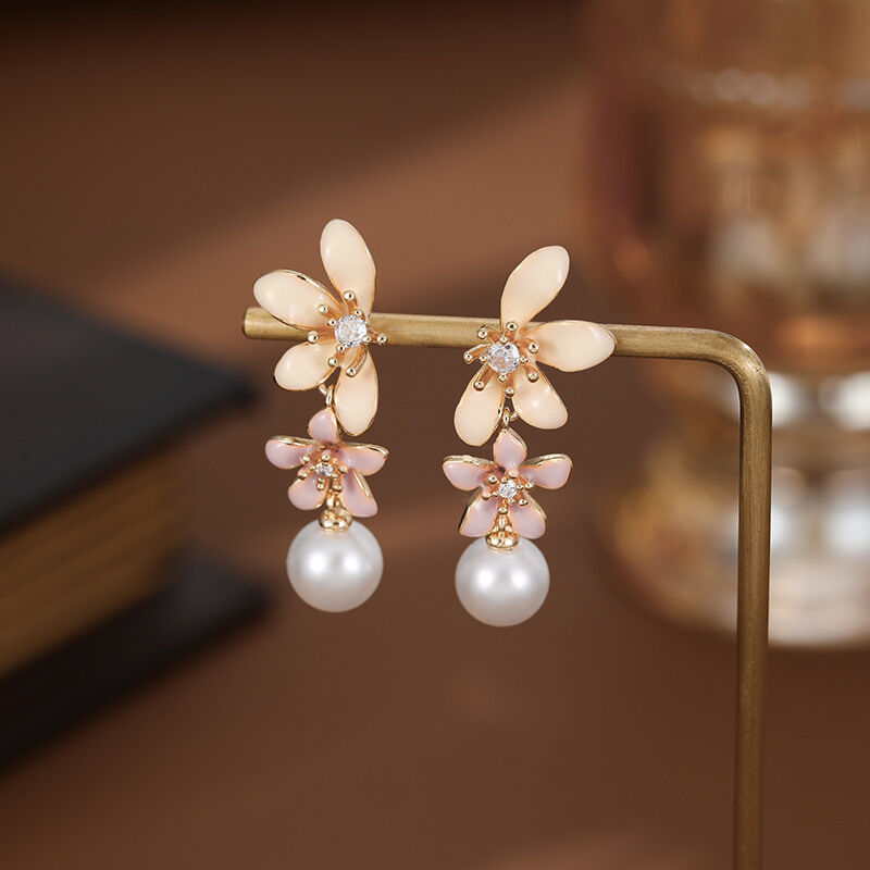 Quality Fashion Party Flower Pearl Stud Earring Factory Wholesale Custom Brass 14k Gold Plated Enamel Zircon Women's Jewelry Earrings factory