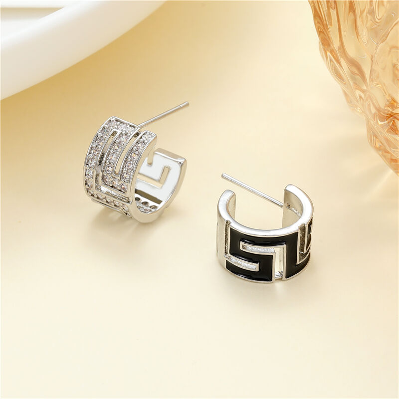 quality Wholesale High Quality Jewelry Earrings Sliver Trendy CZ Brass Enamel Black Palladium Stud Earrings Plating for Women factory