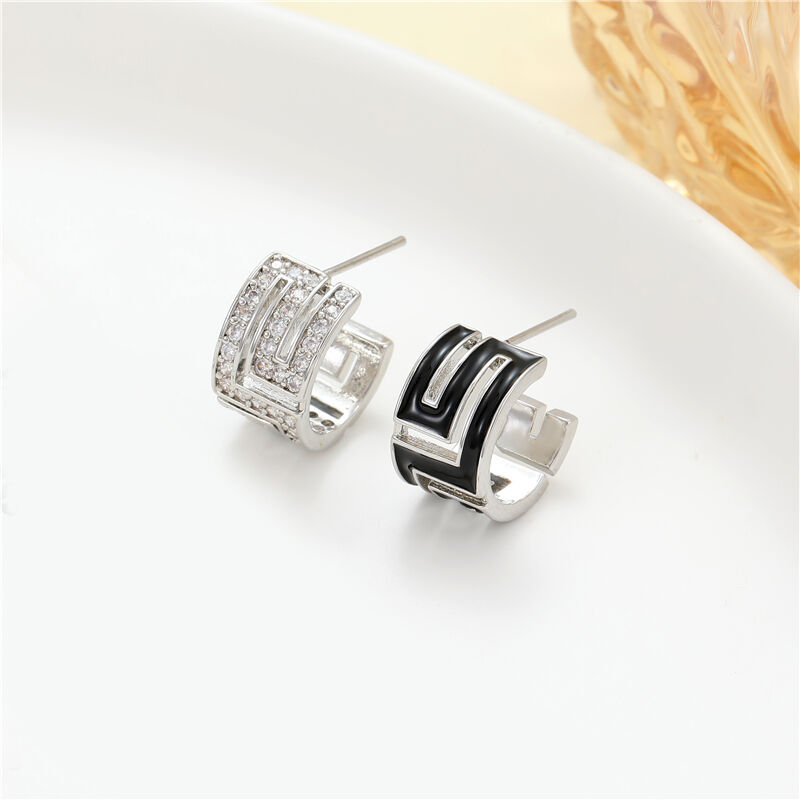 quality Wholesale High Quality Jewelry Earrings Sliver Trendy CZ Brass Enamel Black Palladium Stud Earrings Plating for Women factory