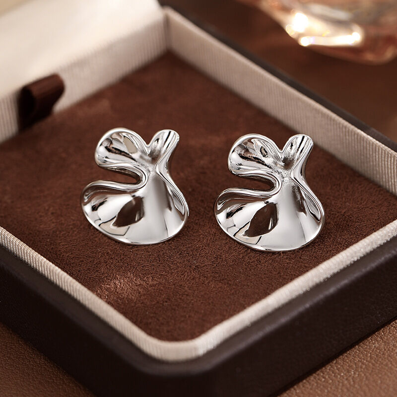 quality Factory Wholesale of Fashionable and Simple Silver Needle Anti Allergy Geometric Jewelry Earrings and French Stud Earring factory