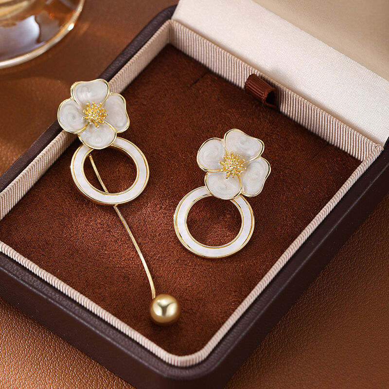 quality Fashion Earrings Jewelry Trendy 2025 Newest Women 14K Gold Plated Camellia Enamel Flower Hoop Earrings factory