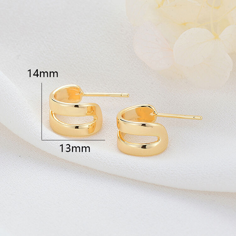 quality Factory Wholesale Fashion Women's Earrings 14K Gold Plated Striped C Shaped Jewelry Earring Studs factory