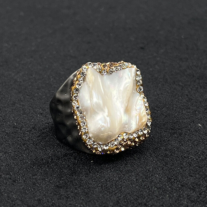 quality Hot Sale New 18K Gold Plated Baroque Natural Pearl Ring Pink Glitter Stone Finger Ring Jewelry for Women factory