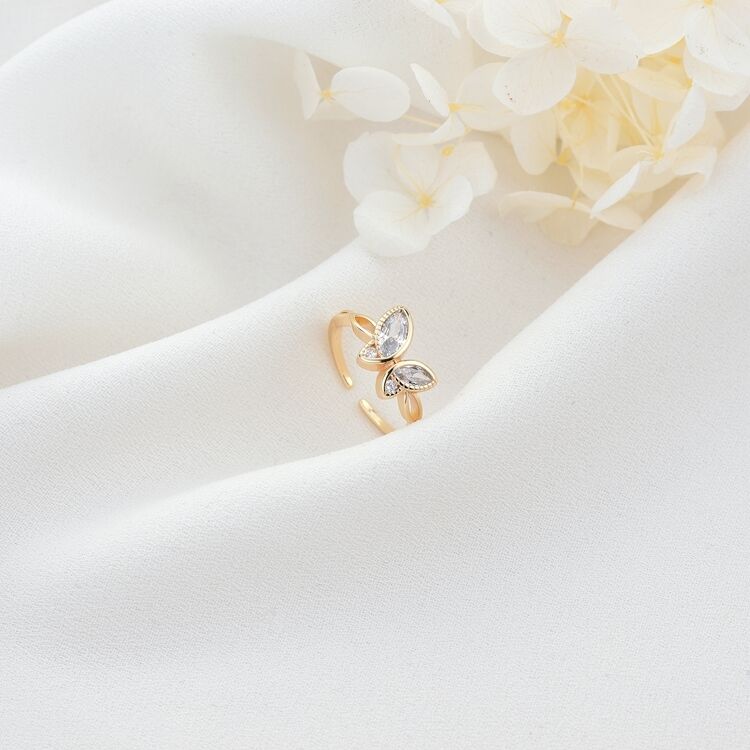 quality 14K Gold Plated Zircon Inlaid Fashion Design Butterfly Shaped Open Adjustable Ring Women's Jewelry factory