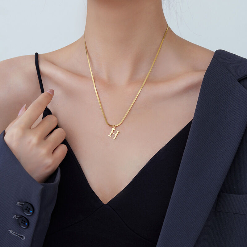 quality Factory Snake Bone Stainless Steel Chain Letter H Pendant Bow Necklace PVD Gold Plated Jewelry Necklace Tassel Design for Women factory