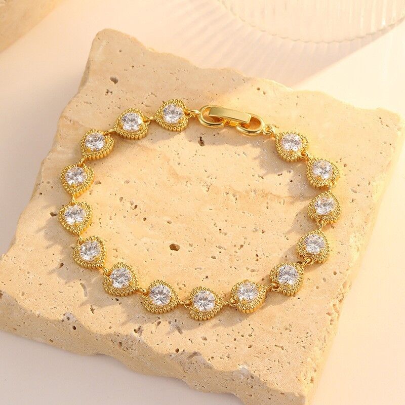 Quality Hot Selling Fashion Gold Plated Brass Jewelry Bracelet Minimalist Style Women's Hollow Oval Heart Geometric Designs with Zircon factory