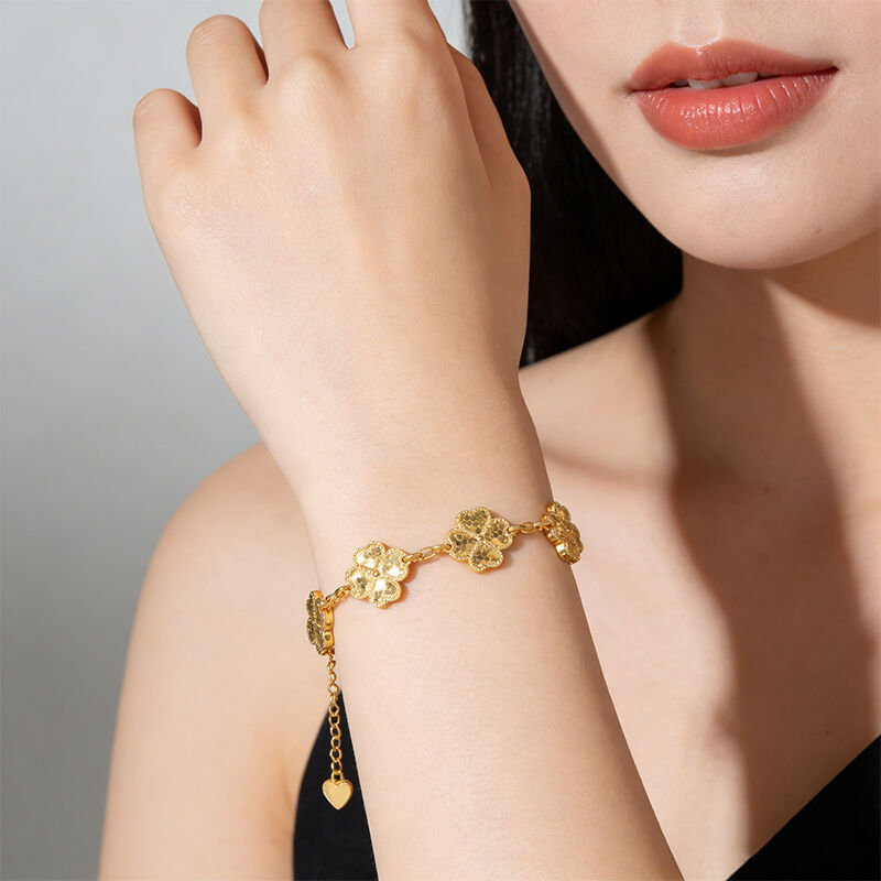 Quality Personalized Trendy Jewelry 14K Gold Plated Brass Zircon Gold Four Leaf Clover Ladies  Link Chain Clover Bracelet factory