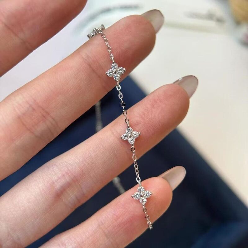Quality Factory Wholesale Brass14k Gold Silver Plated Dainty Clover Station Cubic Zirconia Four Leaf Clover Collarbone Necklace factory