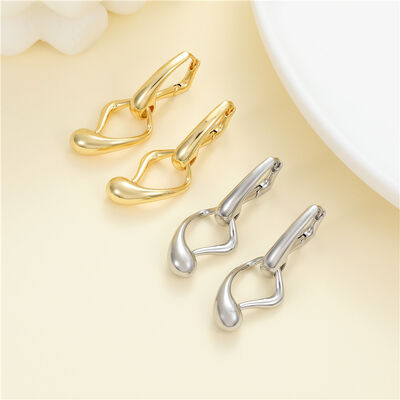 quality Factory Jewelry Wholesale Simple Design Twist Shape Earrings 14K Gold Plated Thick Huggie Hoop Earrings factory