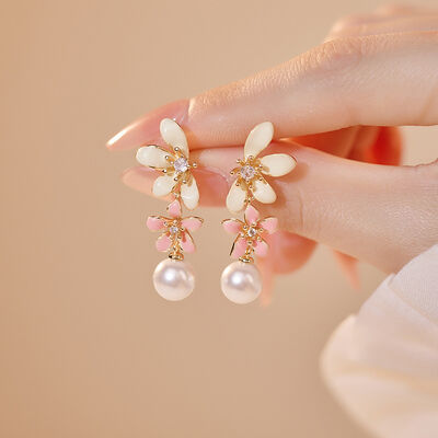 Quality Fashion Party Flower Pearl Stud Earring Factory Wholesale Custom Brass 14k Gold Plated Enamel Zircon Women's Jewelry Earrings factory