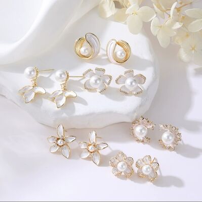 Quality Jiexing Fashion 925 Silver Needle Studs 14k Plated Gold Enamel Pearl Flower Leaf Zircon Women's Jewelry Earrings factory