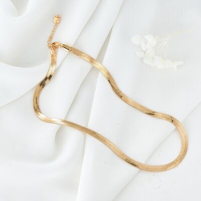 Quality Wholesale Trendy Brass 14K Gold Plated Flat Snake Bone Necklace Chains factory