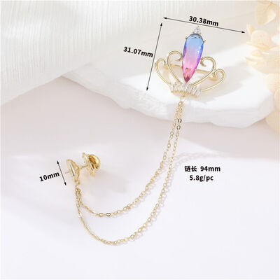 quality Factory Wholesale Brass Fashionable Highend Zircon Crown Brooch With Chain Retro Highend Suit Sweater Dress Skirt Accessories factory